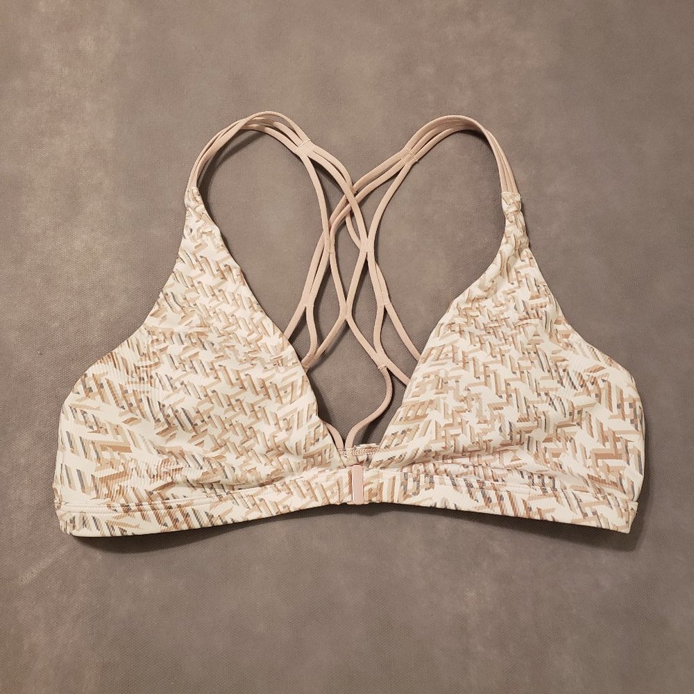 Victoria's Secret Sports Bra Size Medium
